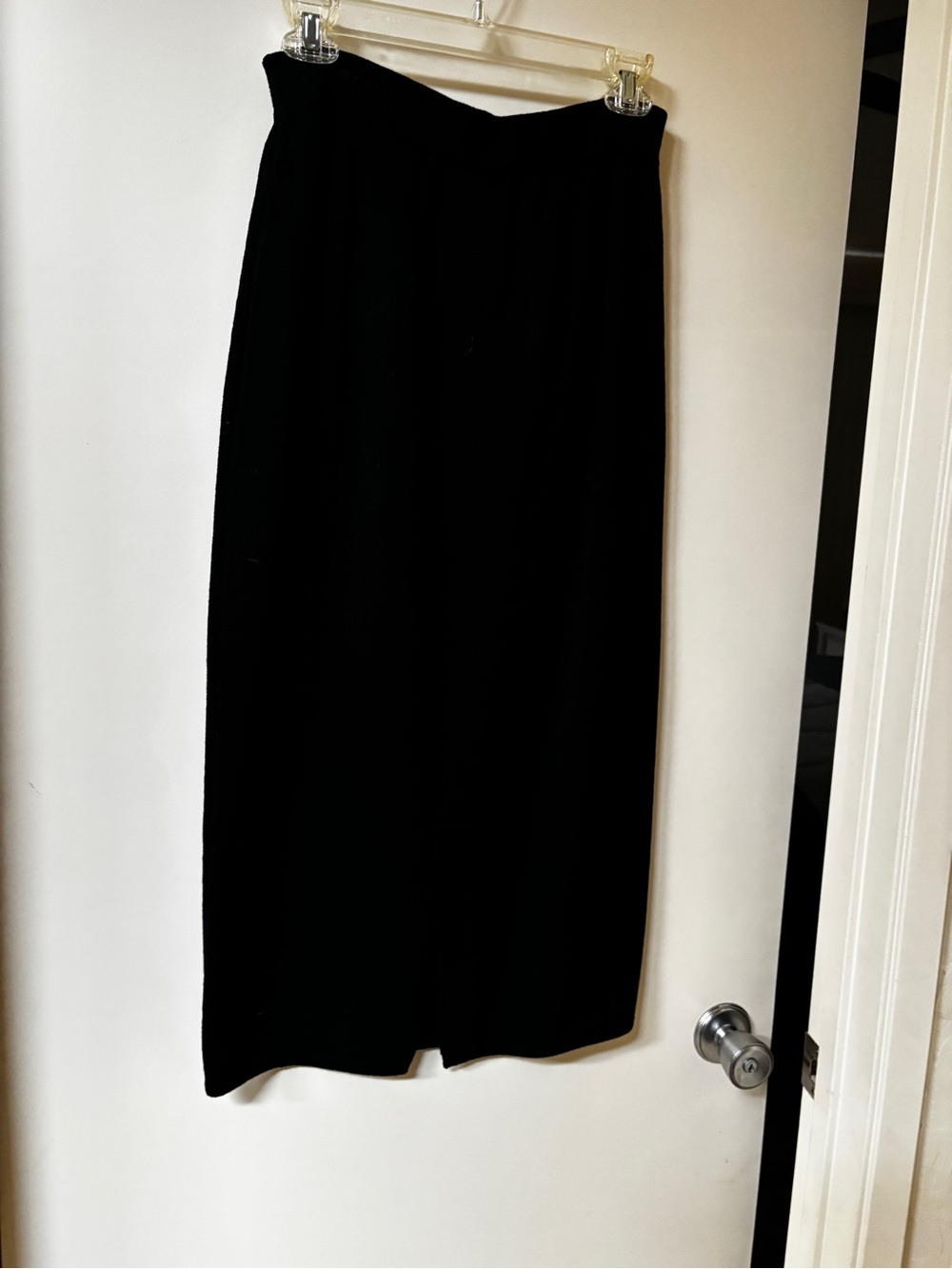 St John Sportswear by Marie Black Women’s Midi Skirt Size 6